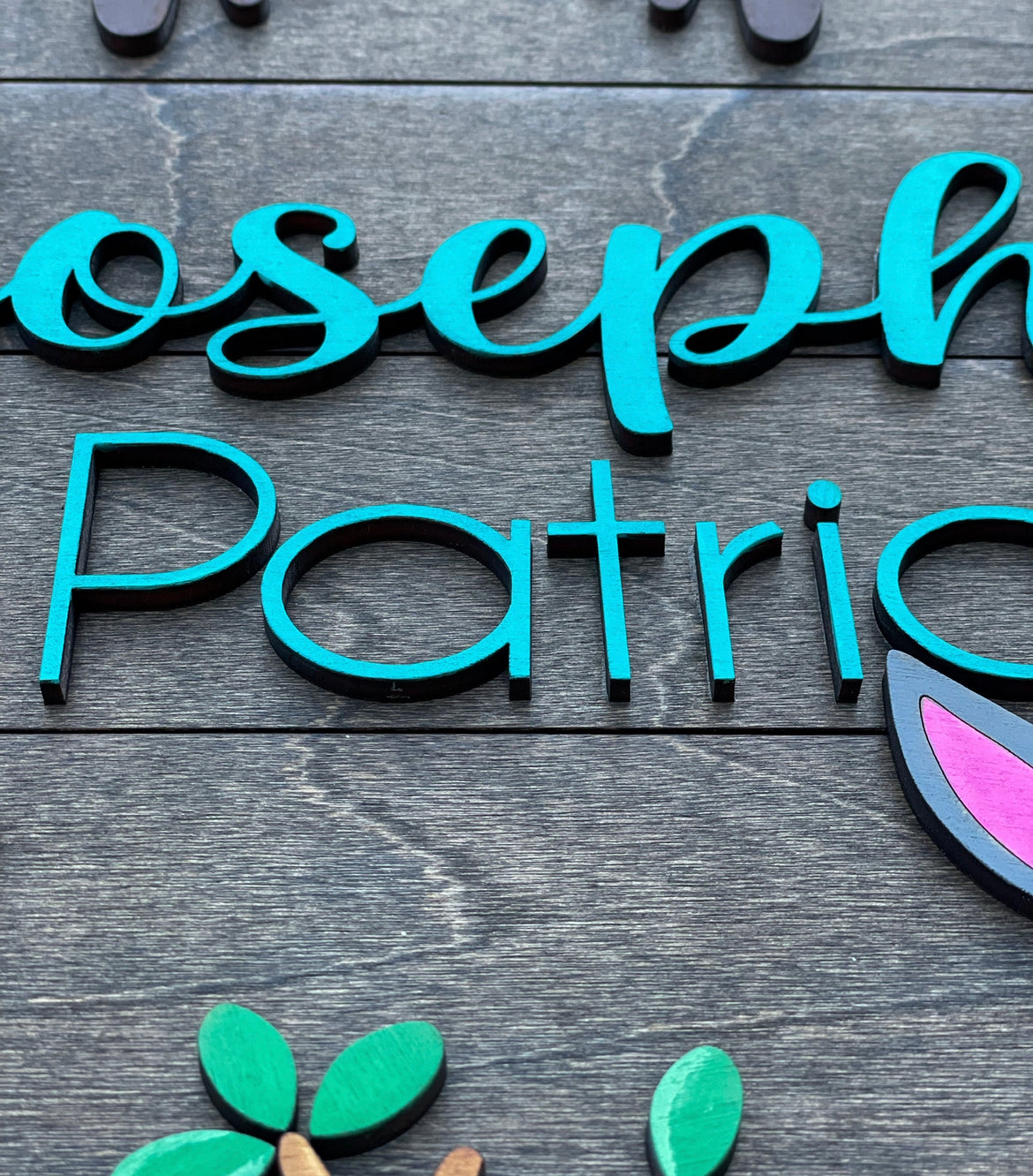 Woodland Animal Nursery Round, Child Name Sign